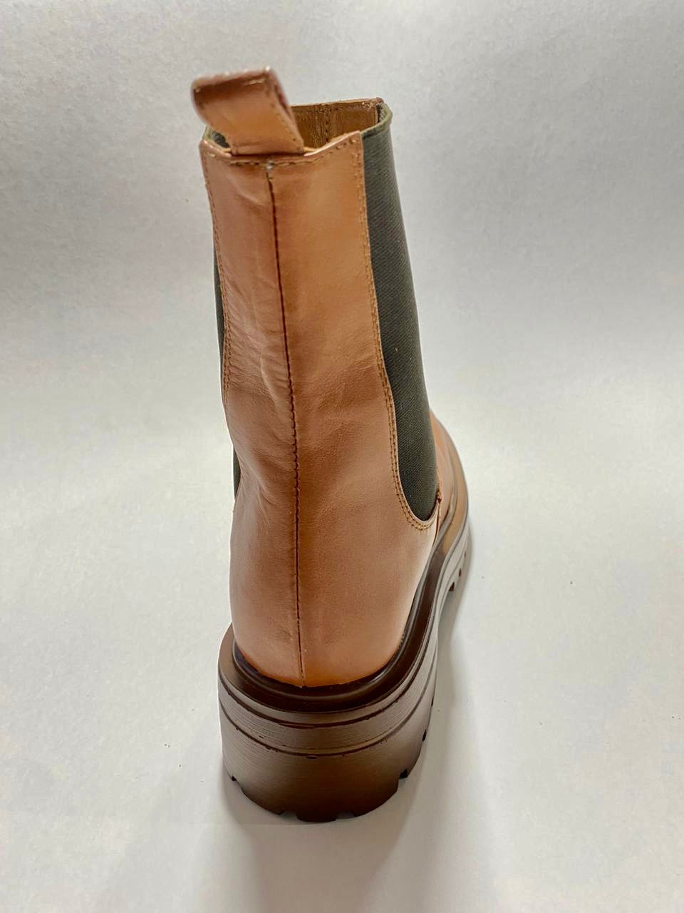 Martina Chelsea Chunky Boots - Cognac