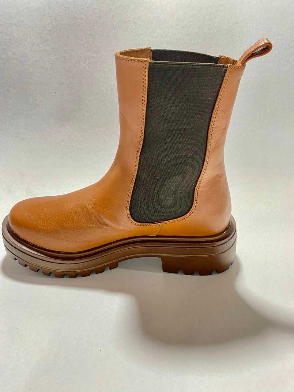 NEW Martina Chelsea Chunky Boots - Cognac
