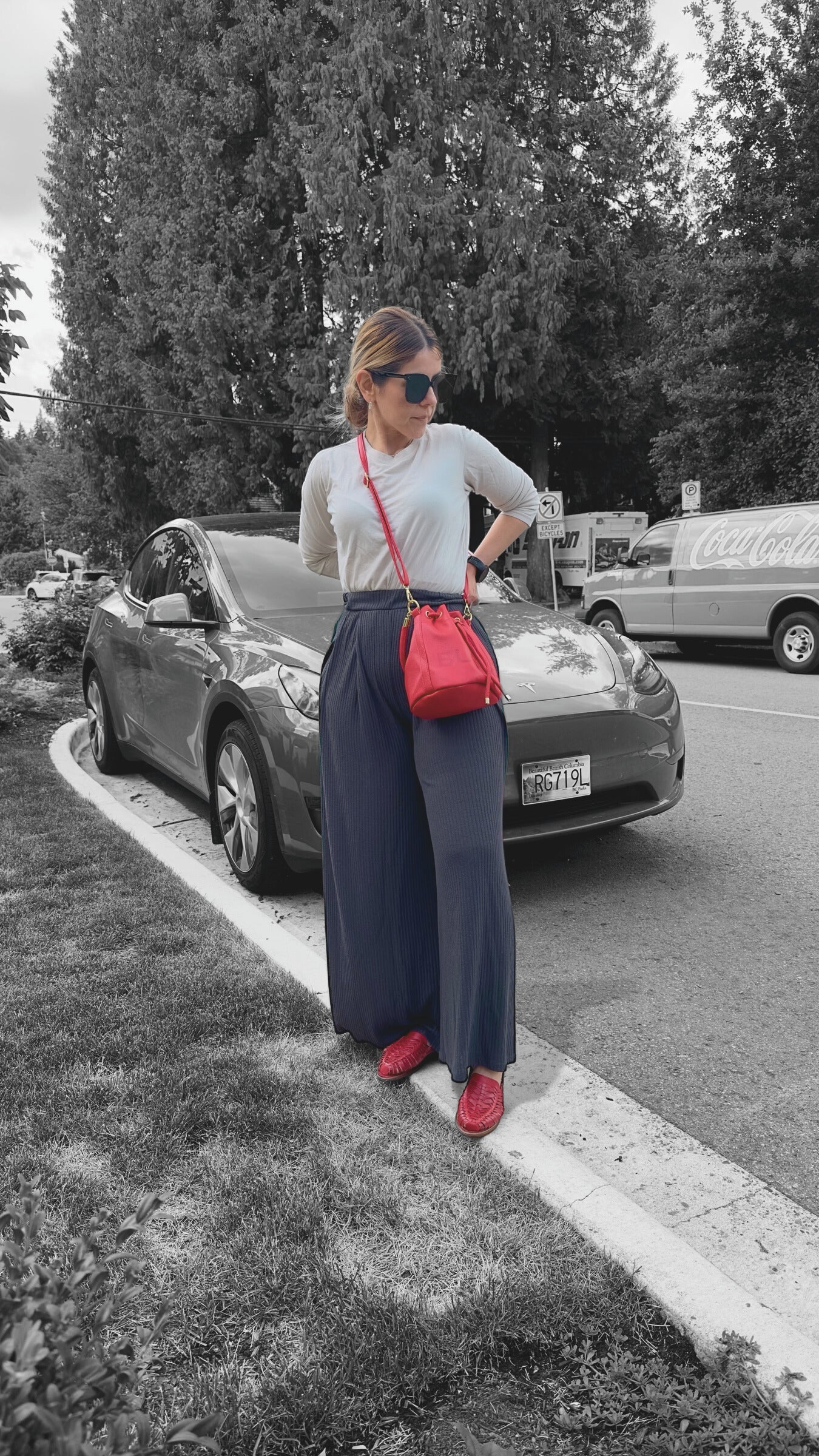 Yadira Classic - Cherry Red