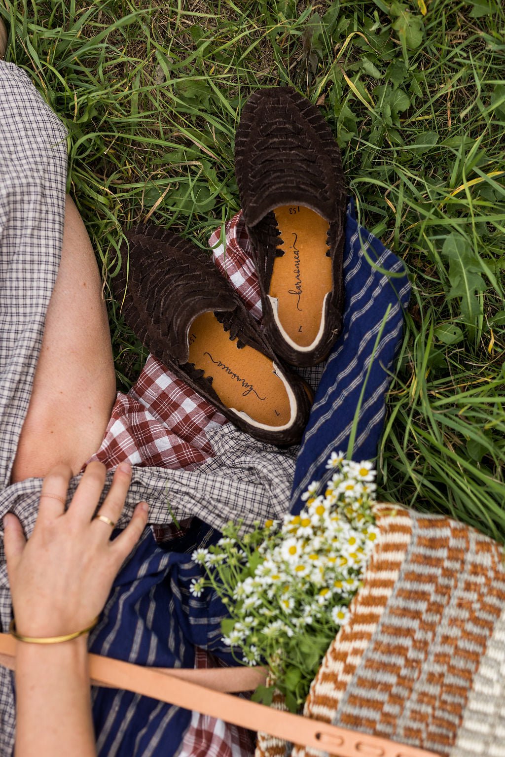 NEW Yadira - Suede - Harmonica