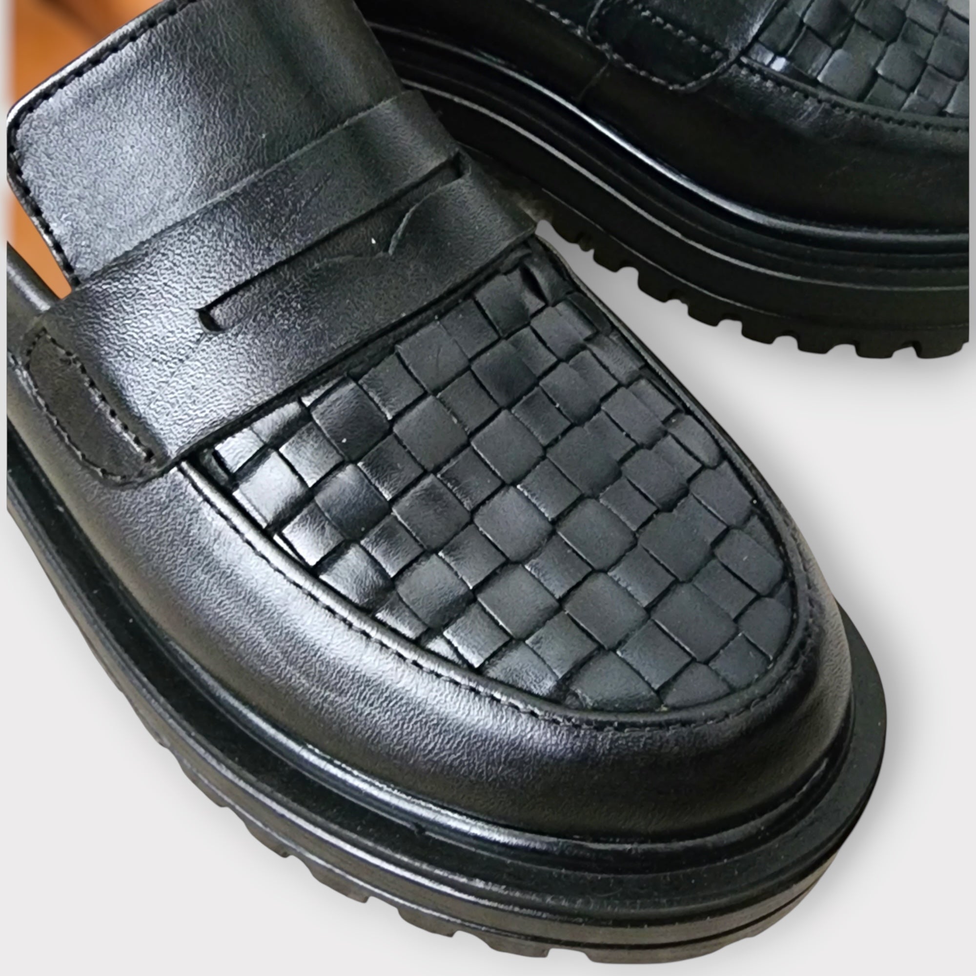 Sarah Loafers (Chunky Version) - Harmonica