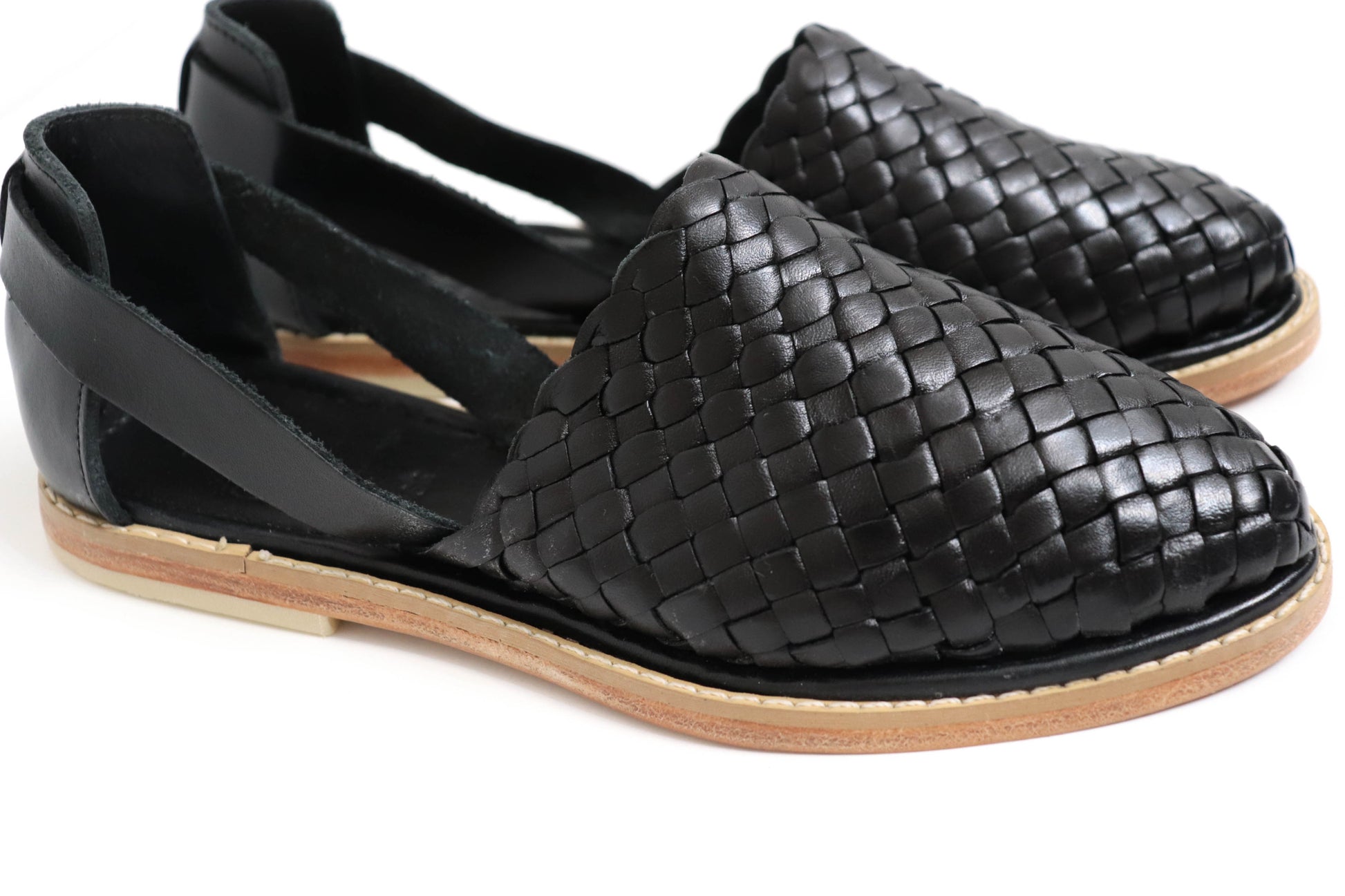 Karina Handwoven Flats - Black - Harmonica