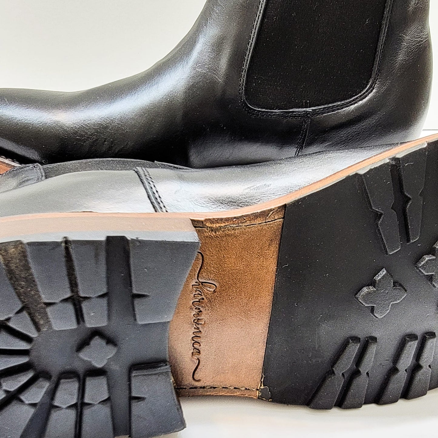 Martina Chelsea Boot - True Black - Harmonica