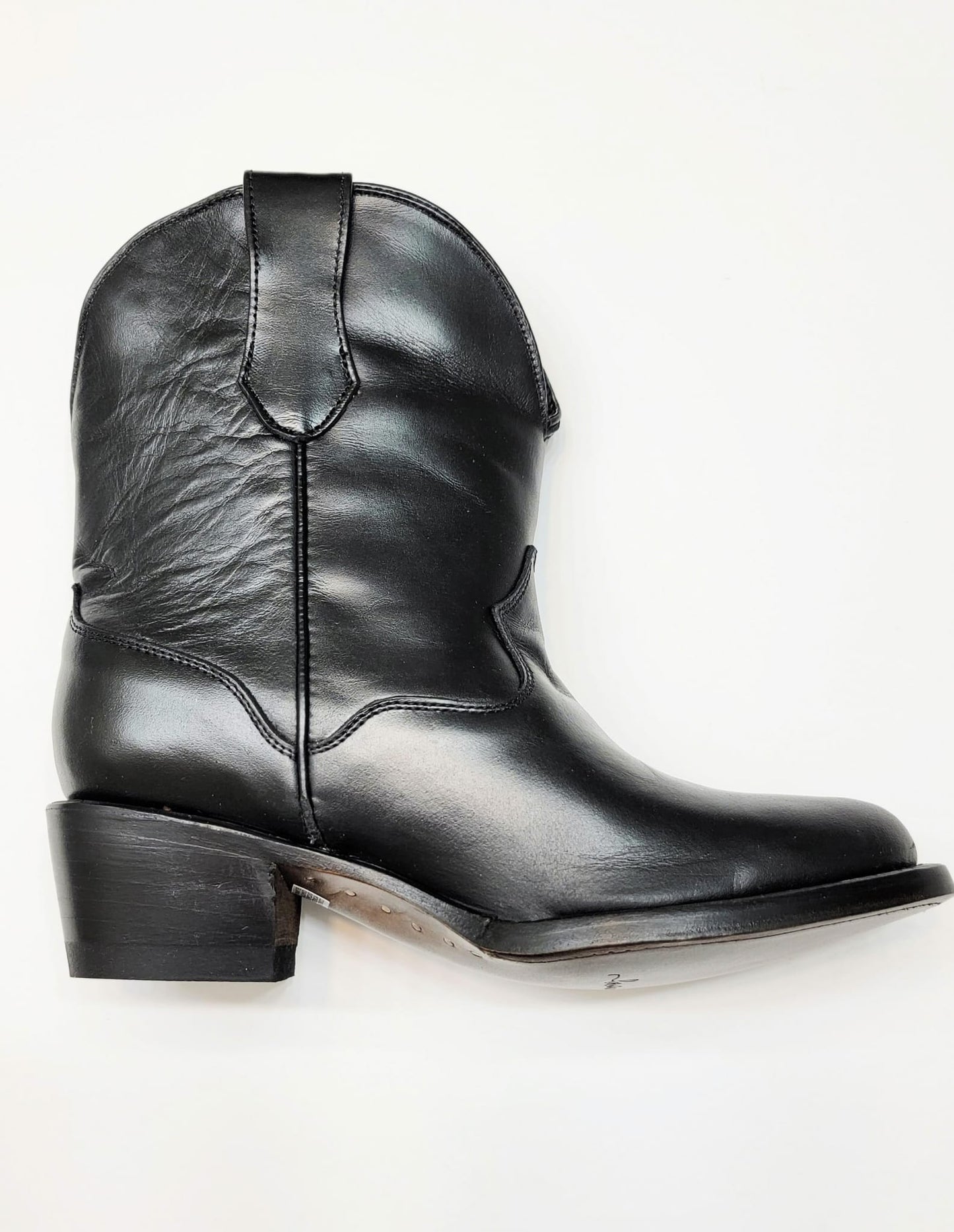 Victoria Cowgirl Bootie - Jet Black - Harmonica