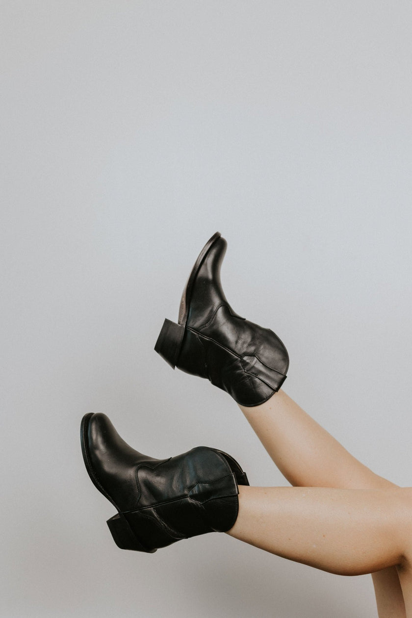 Victoria Cowgirl Bootie - Jet Black - Harmonica
